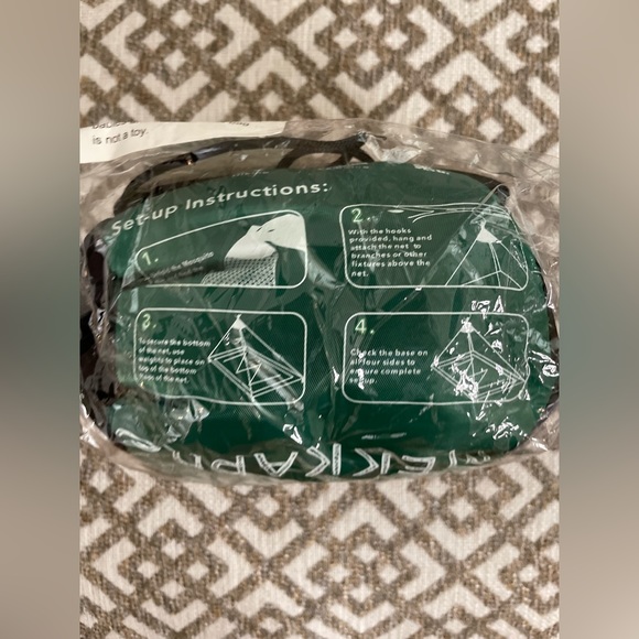 Mekkapro Micro Mosquito Pyramid Net NWT - Picture 3 of 5